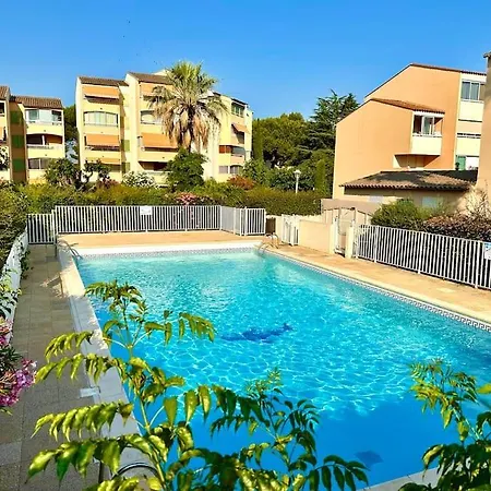 Avec Piscine Proche Du Centre Et De La Gare * Sanary-sur-Mer