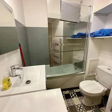 Apartment Avec Piscine Proche Du Centre Et De La Gare *